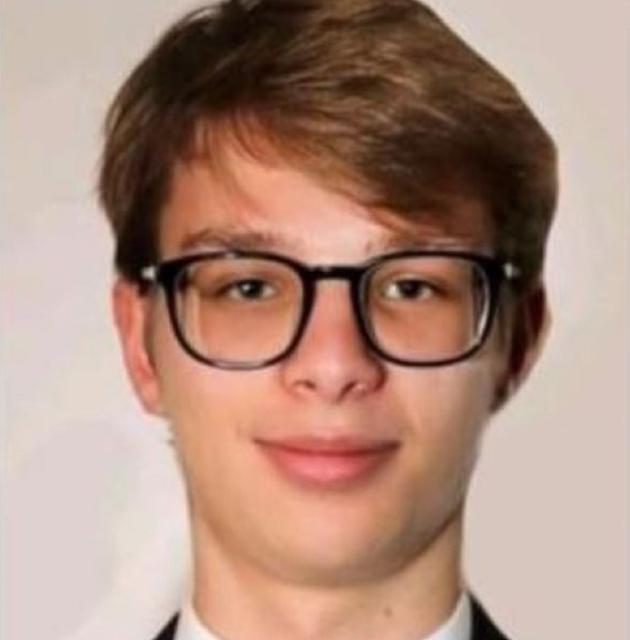 Edoardo Galli, chi è il 17enne scomparso da Colico mentre andava a scuola: l'ipotesi della fuga in Russia