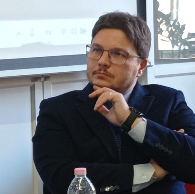 Piemonte, Raffaele Gallo (Pd) ritira candidatura per le regionali, il padre coinvolto nell’inchiesta Echidna, M5S sceglie Sarah Di Sabato