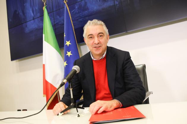Domenico Arcuri, chiesto 1 anni e 4 mesi a ex commissario per mascherine anti-Covid dalla Cina: abuso d'ufficio