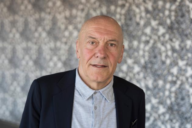 Il Riformista, Velardi nuovo direttore dopo la parentesi Barbano, passato alla direzione del Messaggero: fu tra i fondatori nel 2002