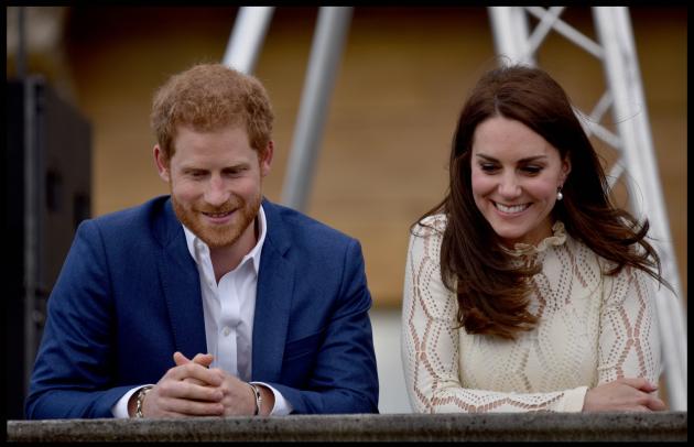Mentre Kate prosegue la cure contro il cancro, Harry sta per tornare su Netflix
