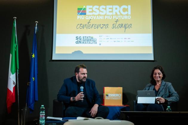 Stati Generali della Natalità, presentata la quarta edizione e il report "Esserci più giovani più futuro" 