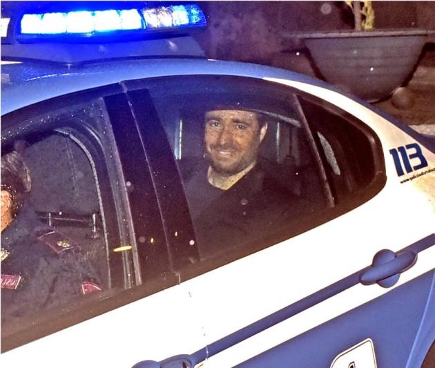 Omicidio a Varese, sfregia ex compagna al volto e accoltella il padre di lei, arrestato 40enne, aveva divieto di avvicinamento