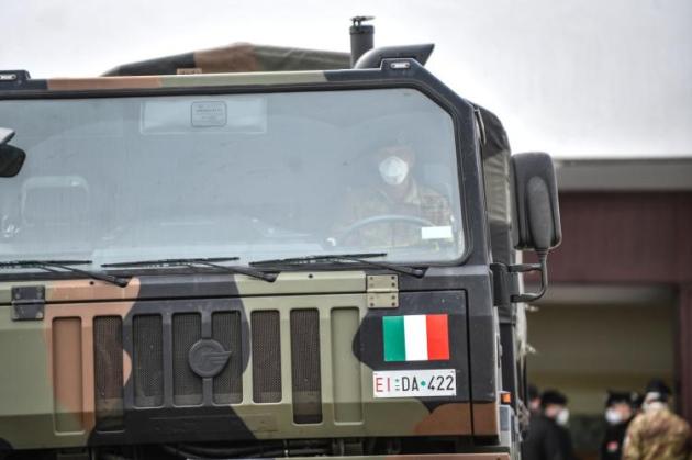 Leva obbligatoria, l'abbandono del ripudio della guerra sancito dall'articolo 11 della Costituzione: il primo passo verso il baratro