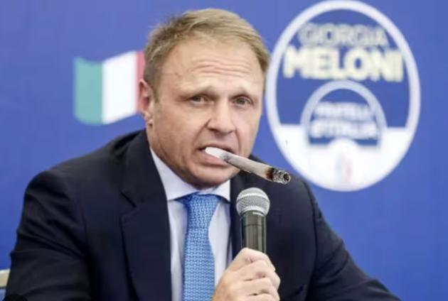 Lollobrigida, il cognatone più amato d'Italia, giustamente preferisce il caro vecchio cannone alla cannabis light: il nuovo Pannella?
