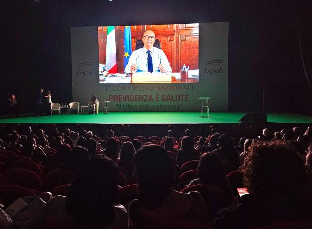 Congresso Nazionale Enpab. Ministro Istruzione Valditara: “Progetto ‘Biologi nelle scuole’ promuove cultura ambientale e alimentare”