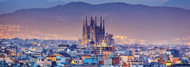 Barcellona, stop agli affitti per turisti entro l'inizio del 2029 per fermare il caro appartamenti