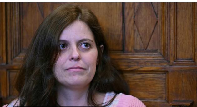 Ilaria Salis: "Chi occupa case disabitate prende senza togliere a nessuno, se non al racket, è illegittimo"
