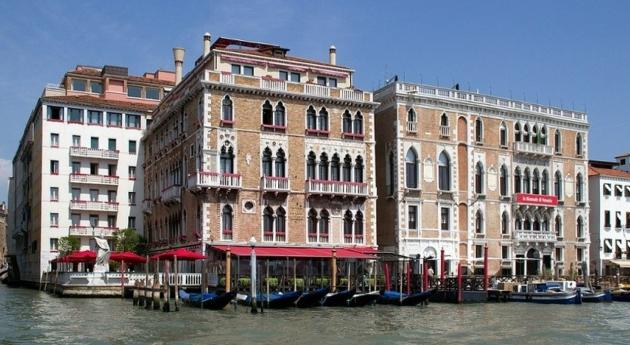 Hotel Bauer di Venezia, anche Bernard Arnault in corsa per l'acquisto