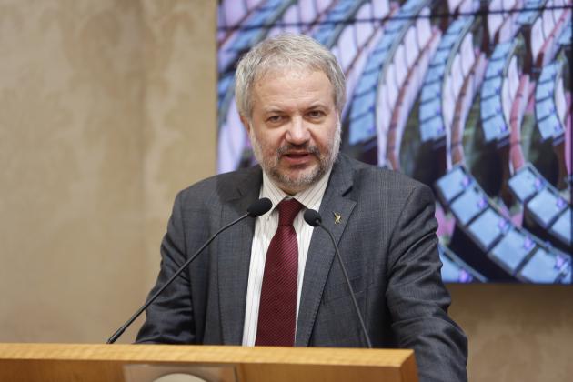 Lega contro obbligo vaccini per minori di 16 anni, compreso morbillo, emendamento di Borghi: "Solo raccomandati"