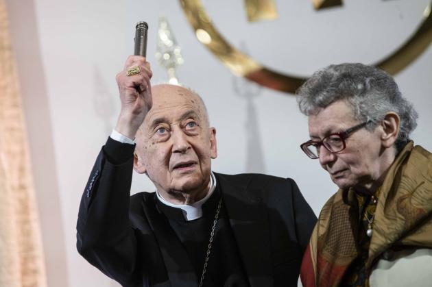 Cardinale Ruini ricoverato in terapia intensiva al Gemelli dopo malore improvviso, il 93enne colpito da infarto