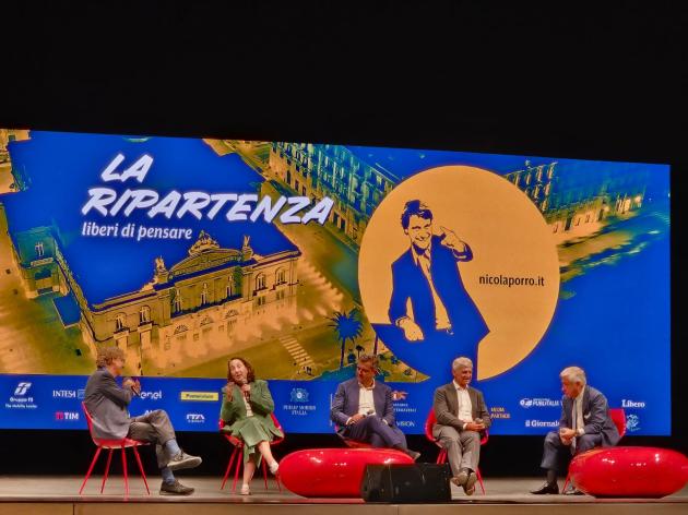 A Bari La Ripartenza 24. Cimmino, CEO Yamamay e Carpisa: “Nel mondo tessile all'avanguardia, ma rischiamo perdita competitività”