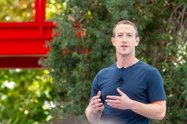 Mark Zuckerberg, pronto ad acquisire una quota del 5% di EssilorLuxottica
