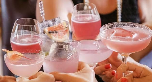 Eataly colorerà di rosa il locale di Milano Smeraldo, il 25 luglio, all'insegna della spensieratezza della "vie en rose"