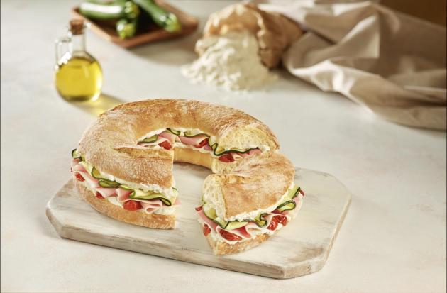 Autogrill, al via collaborazione con PizzAut per il lancio del nuovo panino GourmAut: il ricavato a sostegno dell'associazione