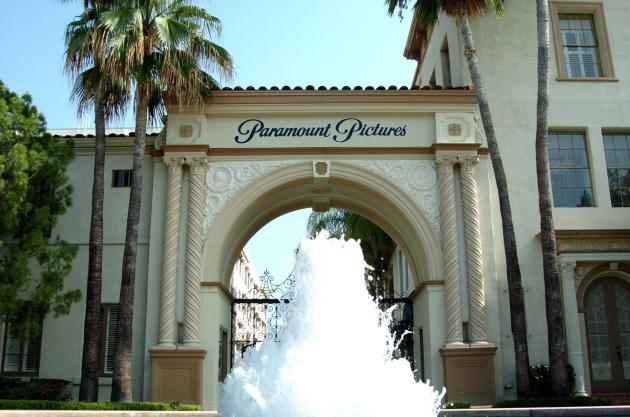 Bronfman tenta di soffiare alla famiglia Redstone il colosso Paramount Global; proposta per 4,3 miliardi di dollari