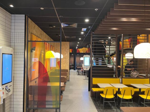 McDonald’s, riapre il ristorante di Paderno Dugnano: rinnovato il locale all’interno del centro commerciale Brianza