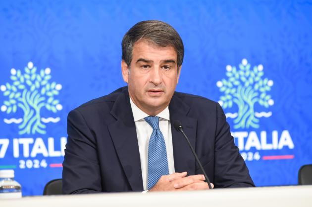 Ue, Raffaele Fitto nuovo Commissario Europeo per l'Italia, si stringe su deleghe Bilancio, Pnrr e Coesione, Cingolani in pole per sostituirlo