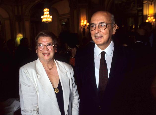 Addio a Clio Bittoni, morta dopo una "lunga malattia" la moglie dell'ex presidente Giorgio Napolitano, aveva 89 anni