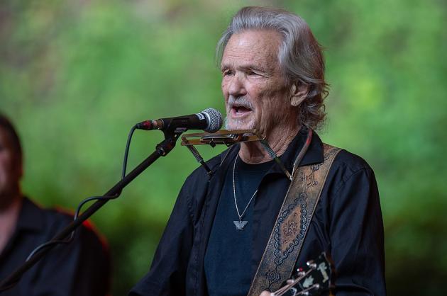 Kris Kristofferson morto 88 anni Hawaii  musicista country attore Barbra Streisand È nata una stella