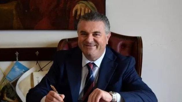 salerno arrestato sindaco capaccio paestum turbativa asta corruzione uomo delle fritture