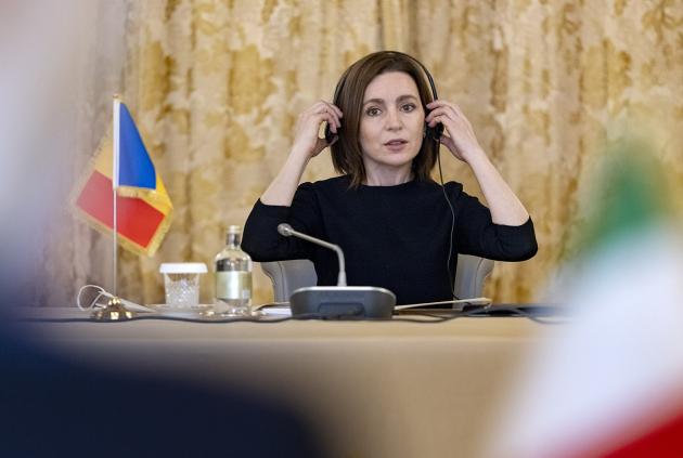 Moldova, presidenziali e referendum Ue, Maia Sandu al ballottaggio tra due settimane, per l'adesione "si" in leggero vantaggio col 50,3% 