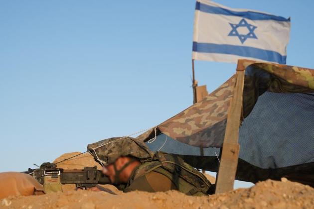 Unifil, Israele “ha usato fosforo bianco contro i soldati Onu”, raid Idf su scuola rifugio a Gaza, 7 morti