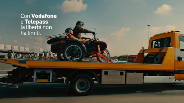 Telepass e Vodafone, al via partnership per offrire maggiori servizi ai clienti tra cui servizi di assistenza e prodotti Telepass