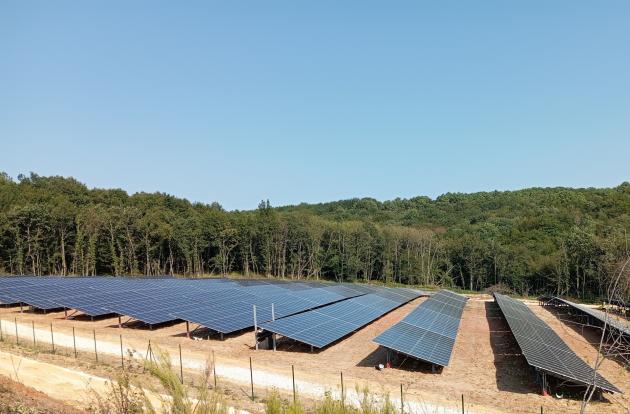 Plenitude, avviato nuovo impianto solare Bouillac da 5 MW in Dorgogna, Francia; produrrà 6.700 MWh di elettricità all'anno