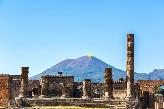 NOW ONLINE – LILIANE LIJN. SUNSTAR ON MOUNT VESUVIUS 