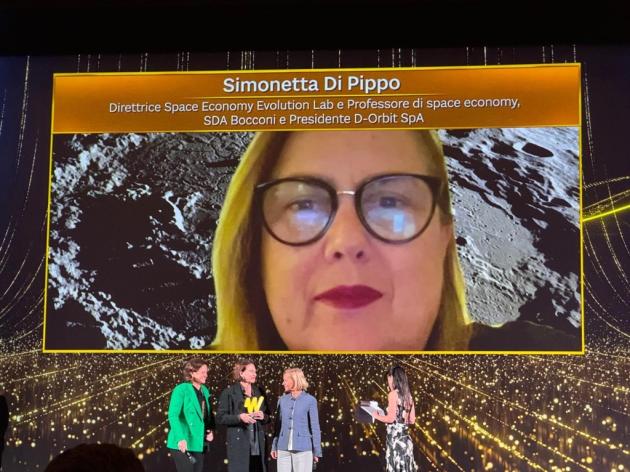 Rina, conferito a Simonetta Di Pippo il premio Women at the Top, progetto che valorizza le donne nel lavoro, promuovendo l'uguaglianza di genere
