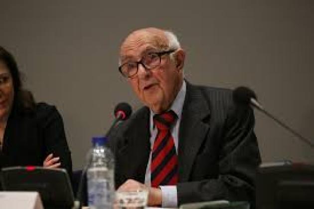 Consulente ebreo della Cpi, Theodor Meron condanna il genocidio a Gaza: "Mai più stermini in nessuna parte del mondo"