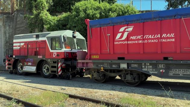 Polo logistica FS, investiti €3,4 mln per quattro nuovi mezzi green per il terminal merci di Pomezia 
