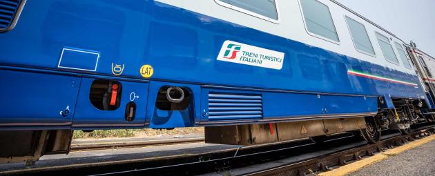 Sicilia Express, arriva il treno natalizio a 29 euro che collega il nord Italia con l'isola