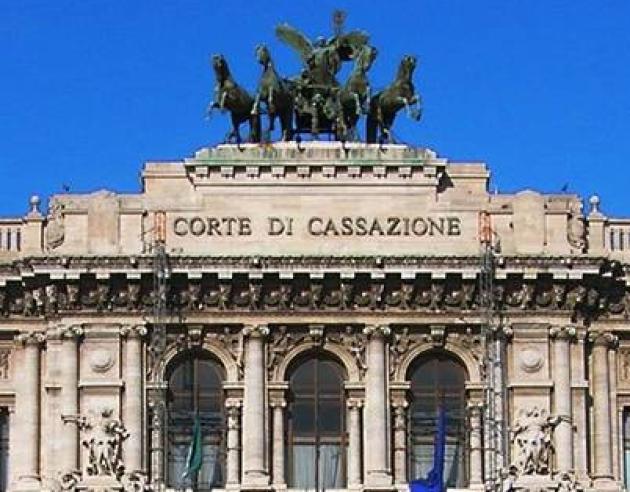 Genova, uccisero il padre perché maltrattava la madre, i fratelli Scalamandrè per la terza volta in appello 