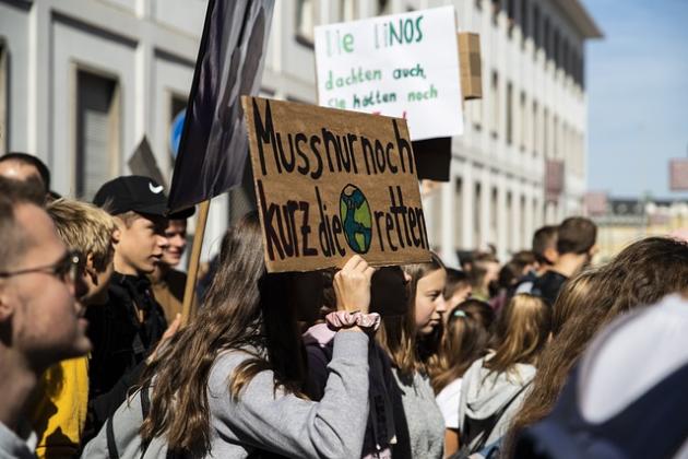 Grandi scioperi in Germania per la crisi Volkswagen: scioperi sacrosanti, che dovrebbero insegnarci qualcosa