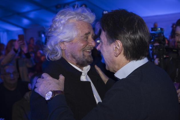 Conte vince, iscritti M5s aboliscono il ruolo di garante e il limite dei due mandati. Grillo: "Il movimento è morto"