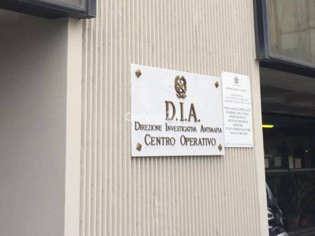 Genova, assunzioni fittizie in società nel porto, così gli eredi di Riina mettevano le mani sulle banchine