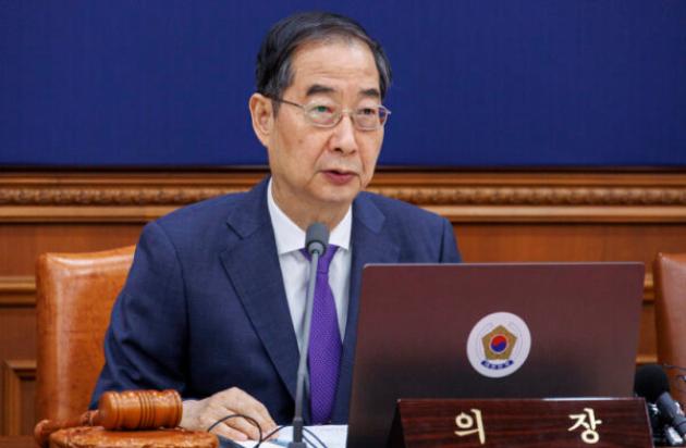 Corea del Sud, il primo ministro Han Duck-soo guiderà la nazione dopo il via all'impeachment per il presidente Yoon Suk Yeol