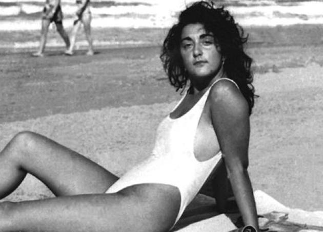 Via Poma, indagini da rifare per l'omicidio di Simonetta Cesaroni, gip ordina accertamenti con nuovi testimoni e analisi sul Dna