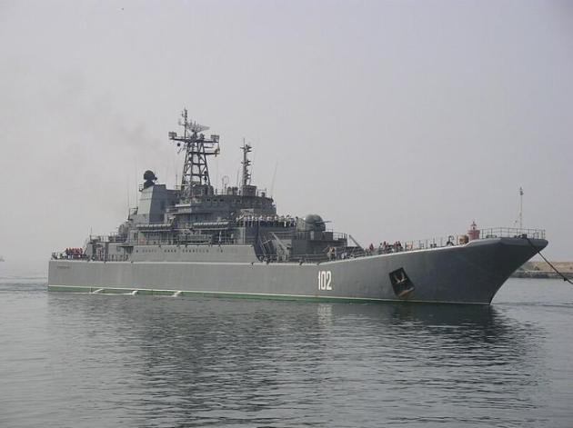 Siria, la flotta russa "Ivan Gren" diretta verso il porto di Tartus a Latakia per evacuare 5 navi militari e un sottomarino