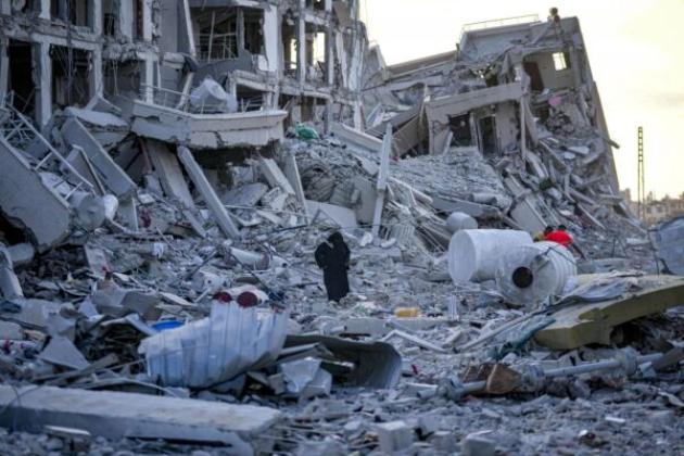 Raid israeliani in Cisgiordania e a Gaza, bombardate Tulkarem, Nour Chams e zona umanitaria di Khan Yunis, 20 morti e 50 feriti