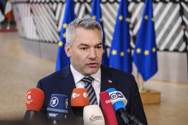 Austria, cancelliere Nehammer si dimette, coalizione di sinistra frammentata, estrema destra dell'FPÖ favorita in caso di nuove elezioni