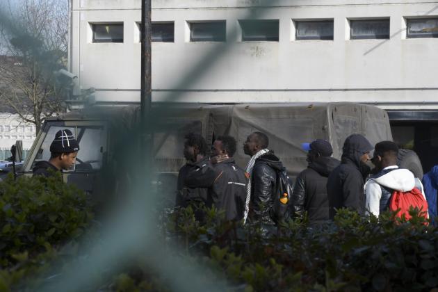 Uk, 26% delle violenze sessuali e 16% dei reati totali è opera di immigrati, ma sono solo 9% della popolazione - lo STUDIO del Centre for Migration Control