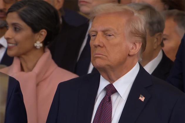 Nel discorso d'insediamento Trump ha alternato polemiche superficiali e aspirazioni che potrebbero mettere insieme gli americani