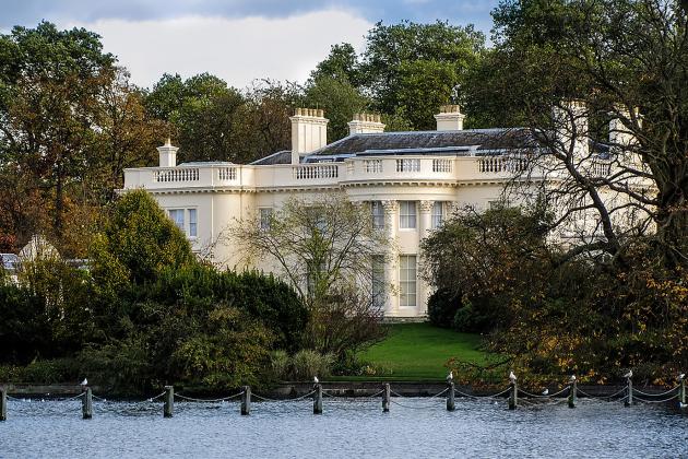 Londra, mistero sull'acquirente di una delle più famose ville della città venduta al prezzo record di 164 milioni di euro