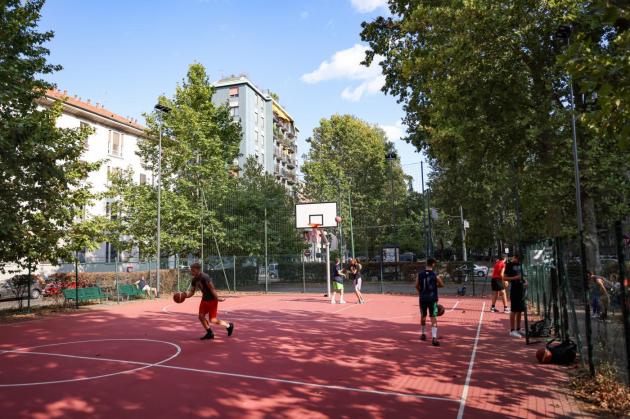 Chiavasso, Nicolò Cazzamani morto a 9 anni per malore improvviso durante un allenamento di basket, i medici: "Emorragia cerebrale"