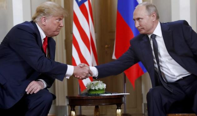 Ucraina, Trump chaima Putin: "Suubito negoziati per far finire la guerra, visiteremo i rispettivi paesi"; poi a colloquio con Zelensky