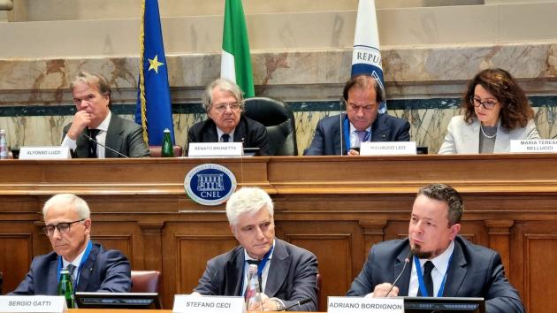 Innovazione sociale e politiche familiari. Bordignon, Presidente Forum Associazioni Familiari: “Serve patto per rafforzare centralità della famiglia”