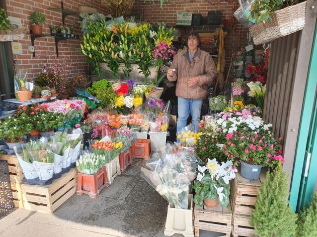 Milano, multe selvagge per € 8000 al mercato coperto di piazza XXIV Maggio: € 1030 al fioraio per non aver esposto i prezzi di alcuni fiori 